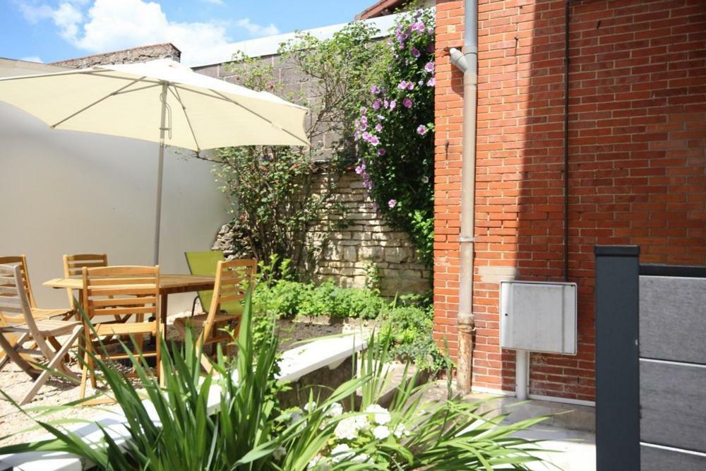 Appartements Le Cru Colbert Beaune  Esterno foto