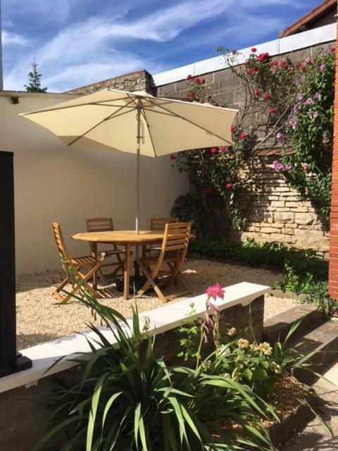 Appartements Le Cru Colbert Beaune  Esterno foto